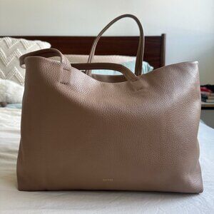 Cuyana Classic Easy Tote Cappuccino